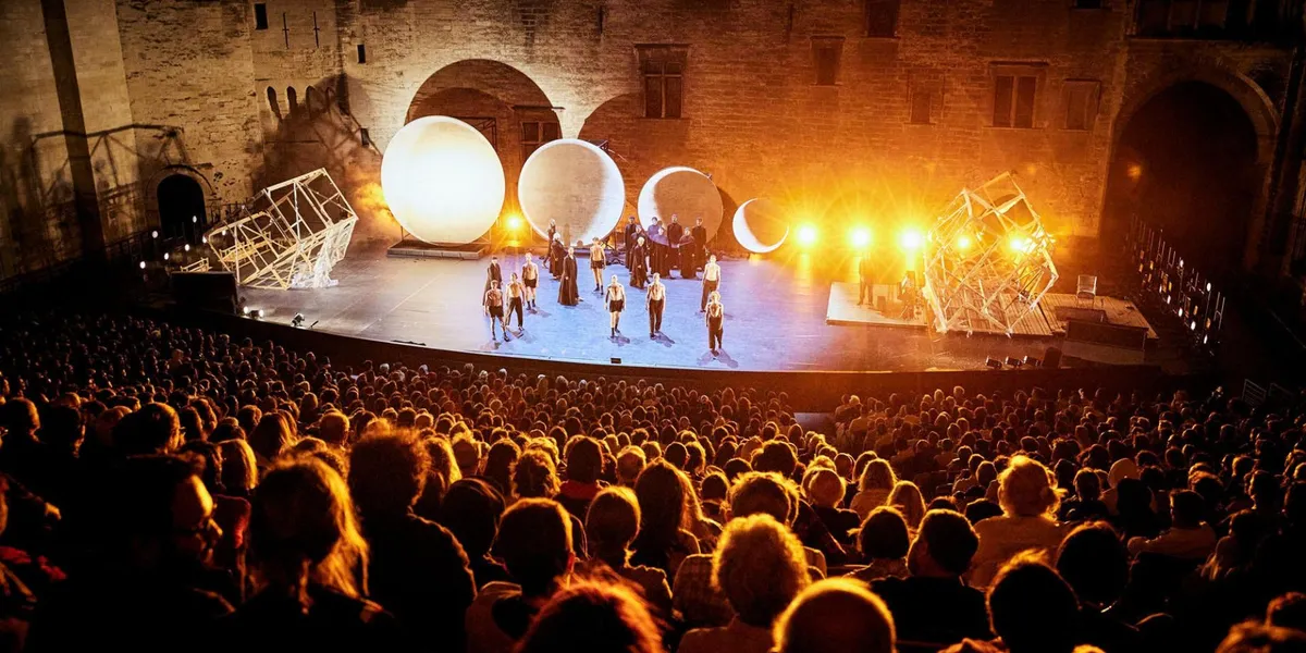 avignon &mdash; FR news