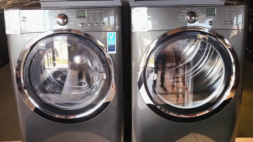 s&egrave;che-linge &mdash; FR news