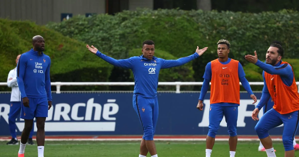 Lacroix, Kon&eacute; et Dou&eacute; titulaires pour les Bleus, la Norv&egrave;ge remani&eacute;e sans Haaland - Eurosport