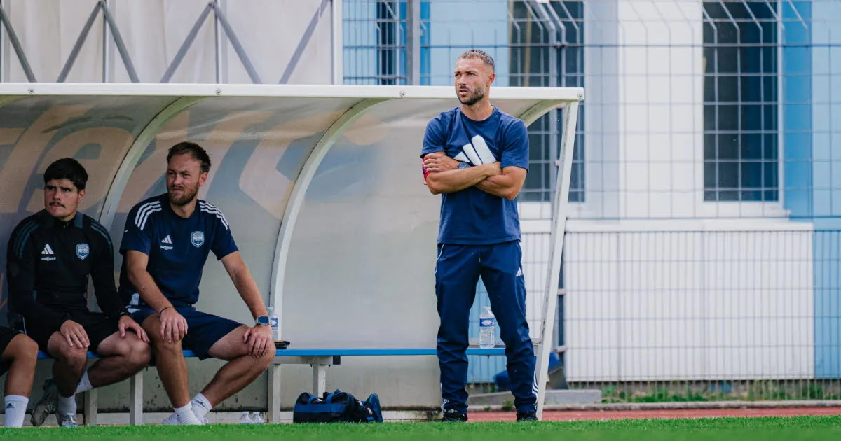 Pass&eacute; par Lorient, Romain Philippoteaux remplace &Eacute;lise Bussaglia en tant qu'entra&icirc;neur de Sedan en R&eacute;gional 1