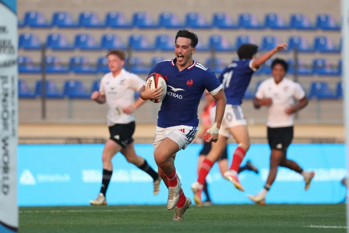 L'essai spectaculaire d'Adrien Drault qui a offert la victoire aux Bleuets contre la Nouvelle-Z&eacute;lande au Mondial U20 - L'&Eacute;quipe