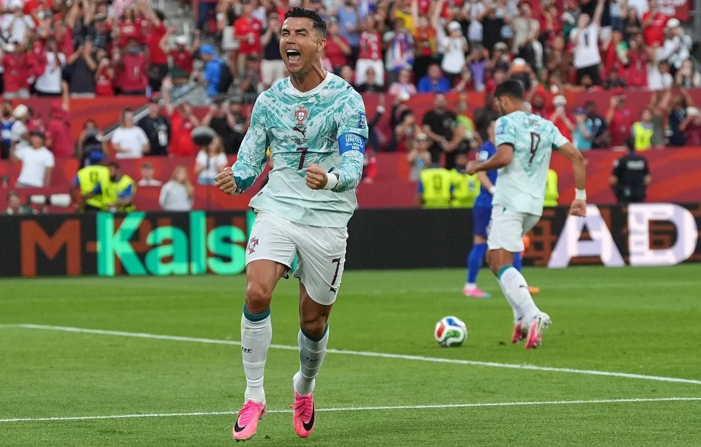 &laquo; Il n'y a pas de preuve qu'il touche le ballon &raquo; : le &laquo; Snicko &raquo;, une technologie &agrave; nouveau au coeur d'une pol&eacute;mique sur l'arbitrage - L'&Eacute;quipe
