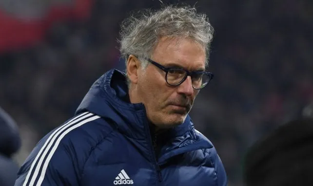 &Eacute;quipe de France : Laurent Blanc monte au cr&eacute;neau pour Zin&eacute;dine Zidane