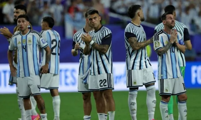Coupe du Monde 2026 : pourquoi l&rsquo;Argentine a pu porter un brassard noir et pas la France