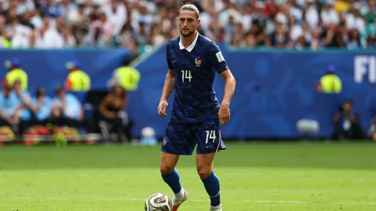 Adrien Rabiot voulait offrir une plus belle sortie &agrave; Didier Deschamps.